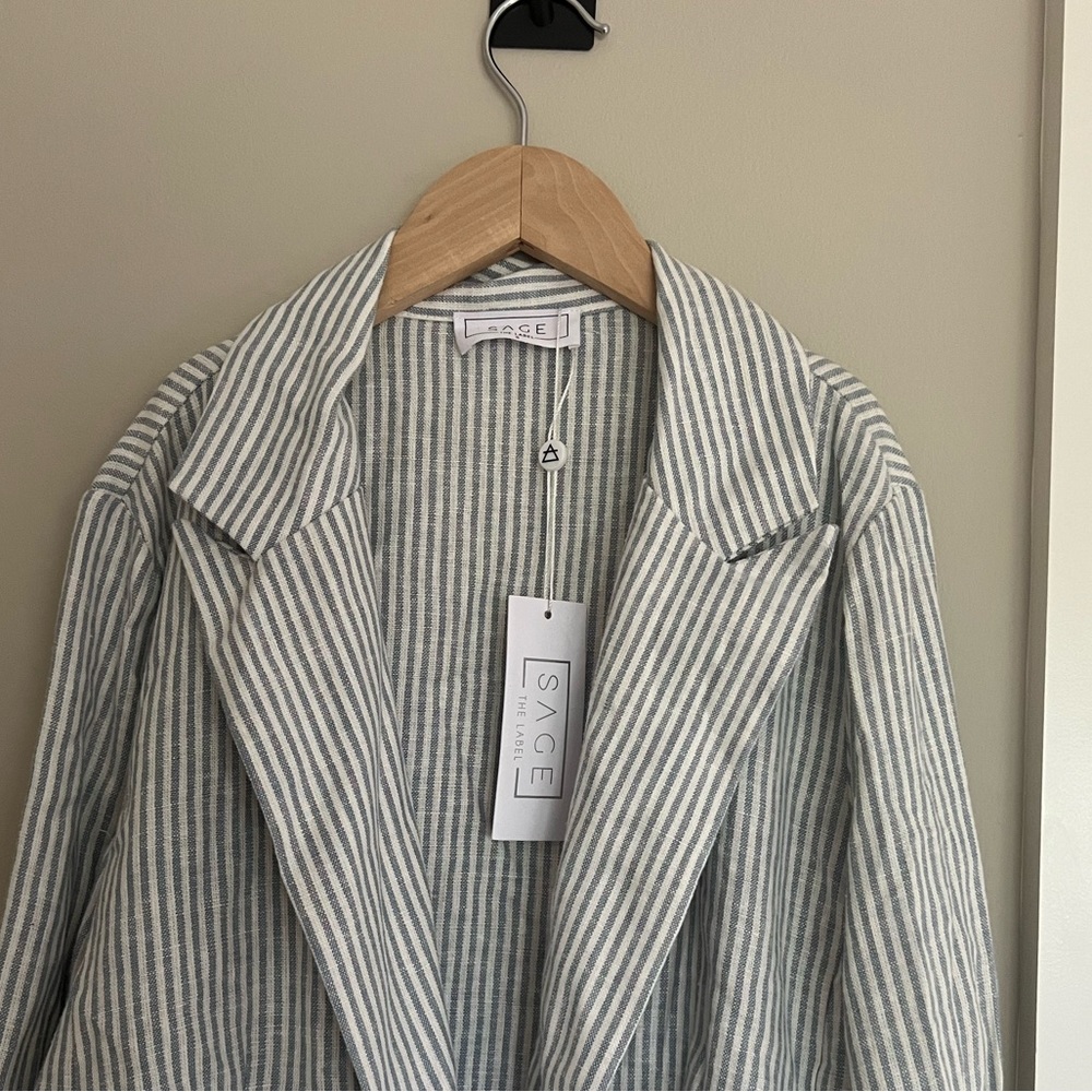 Striped Linen Blazer - Picture 3 of 4